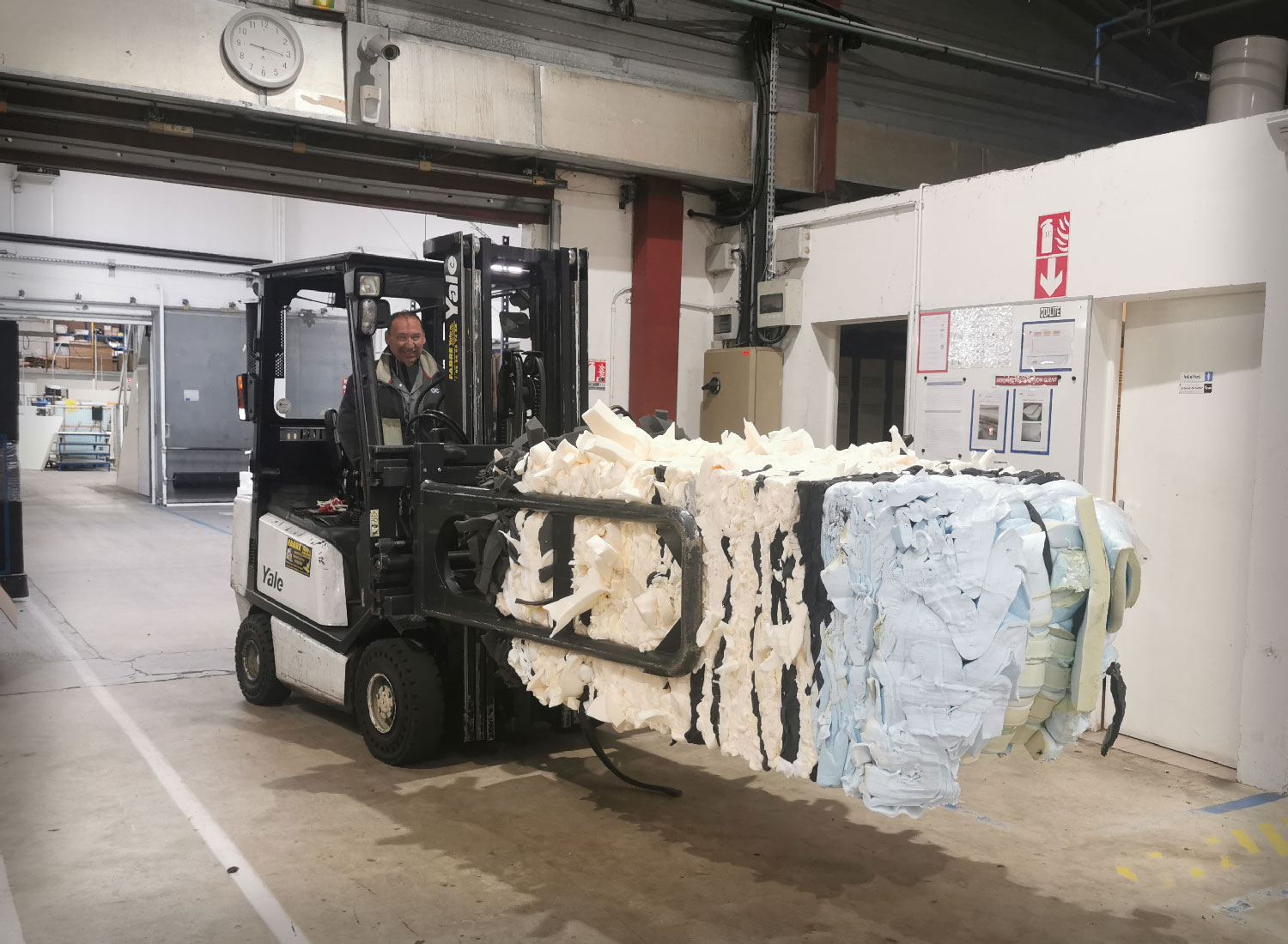 recyclage mousse pu usinage mousse technique sud ouest bordeaux 2